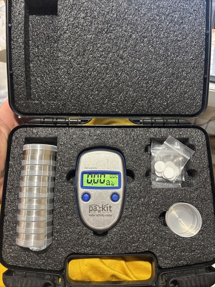Decagon Pawkit Water Activity Meter Kit w/ Case Sample Cups Accessories