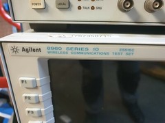 AGILENT 8960 SERIES 10 E5515C-80E WIRELESS COMMUNICATIONS TEST SET W/ OPT 002 +