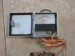Portable DC Ammeter 4″ (-10-0-+50) w/Shunt in Steel Case