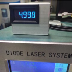 Portable Mini Laser Power Meter Pocket 390~1024nm Multiwavelength Power Meter