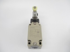 OMRON D4B-1A11N 400V 2A NSMP