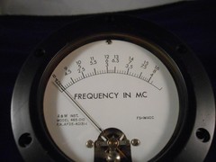 AFD-5-40131-1 “FREQUENCY IN MC” PANEL METER / NEW OLD STOCK 4 1/2″D