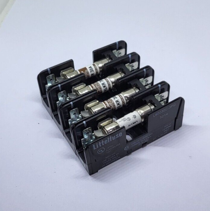 LITTLEFUSE L60030C-3PQ 1 POLE 30A 600V FUSHOLDER W/ 30A FUSES 4/PK (R2S1.1B2)