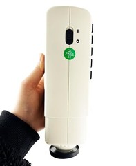 Handheld Colorimeter with 4mm Aperture Screen TFT 2.8 USB lnterface 8°/d