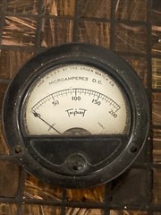 Vintage Triplett DC Microamperes panel Meter 0-200 Model 0221-T
