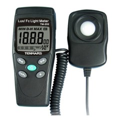 TENMARS TM-202 Digital Light Meter Luminometer Lux Meter Reading 2000 mc #