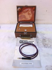 Alnor Model 2300E Low Temperature Pyrometer – Very Good Condition – S7306