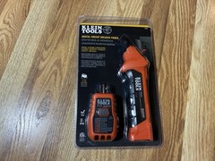 Klein Tools ET310 Digital Circuit Breaker Finder with GFCI Outlet Tester