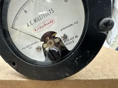 TRIOLAB MODEL 301-1 A.C. Millivolts 13532-2 TUBE VOLT METER 30mvac Vintage USA
