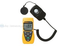 Fluke 941 Digital Lux Light Meter Measuring Range to 20000 illuminance Meter
