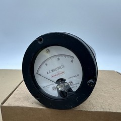 TRIOLAB MODEL 301-1 A.C. Millivolts 13532-2 TUBE VOLT METER 30mvac Vintage USA