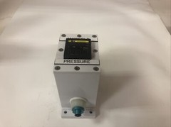 1 Used NT International D80-FXX-P100-A-DC Dual Channel Display