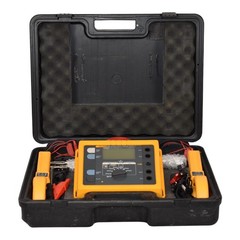 Fluke 1625 Ground Resistance Tester Kit Earth Ground Meter w/ Accessories
