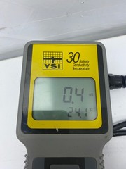 YSI 30/10FT 30 SALINITY CONDUCTIVITY TEMPERTURE DIGITAL METER