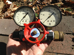 TORO Pegler U.S. Gauge water flow pressure test home inspection setup 0-160 PSI