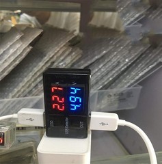 Compact USB Power Meter with LED Display – Measures Voltage 3-7.5V and Current