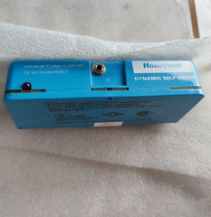 New Honeywell R7476A1007 Free Shipping New in Box New Factory Sealed PLC 1PC US