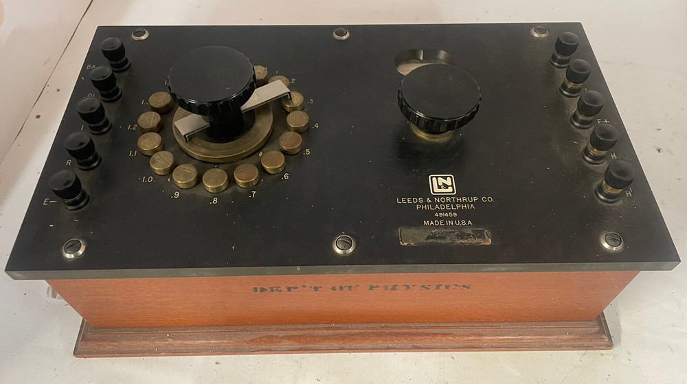 LEEDS & NORTHRUP OHM METER.
