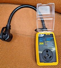 RV POWER CIRCUIT ANALYZER WITH SURGE PROTECTION W LED FAULT INDICATOR 30A 125V