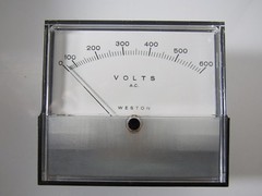 Weston Meter 2044 Range 0-600 V.A.C. 60 HZ